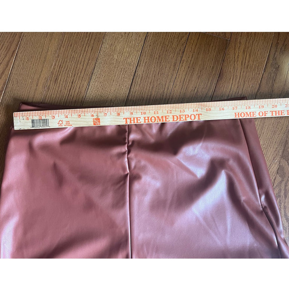 NWT Fabletics Vegan Leather Legging in Mahogany size 2X, High Waist Buttery Soft - Picture 13 of 16
